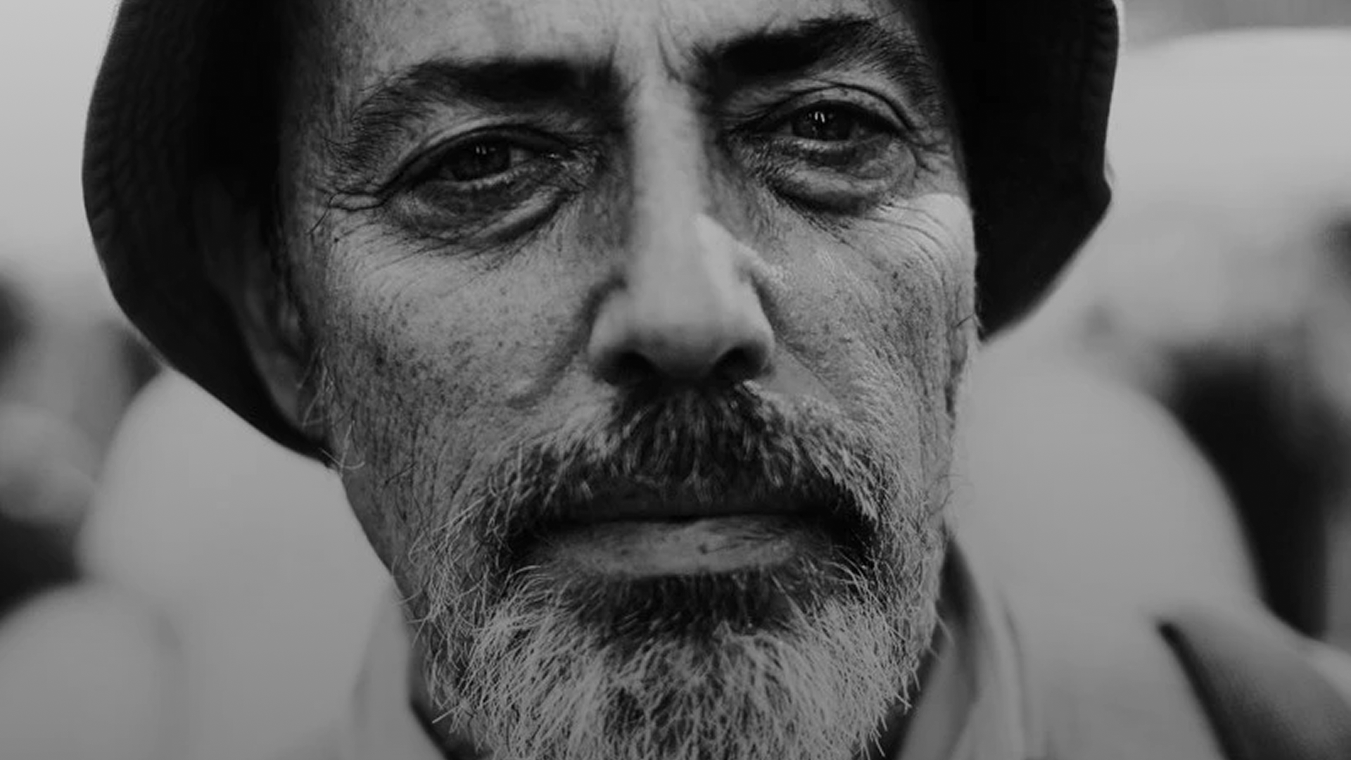 Bruce Gilden: troppo vicino per ignorarti